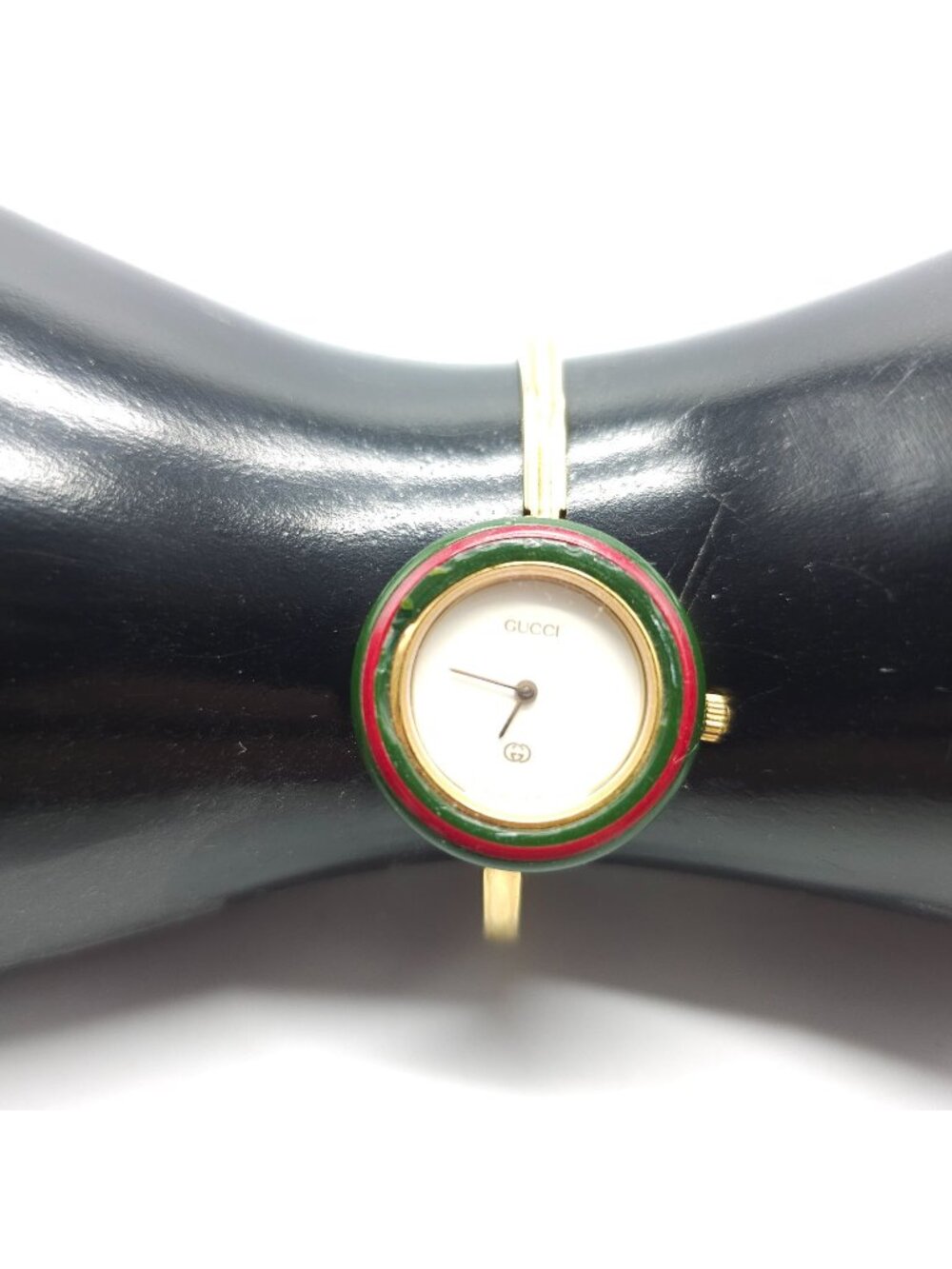 Gucci Womens 1100L Vintage Bangle Watch Gold-Tone Green/Red Enamel